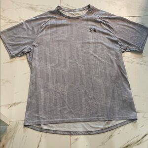 Under Armour Gray Patterned Short Sleeve Dri-Fit Tee